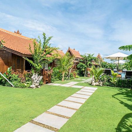 Lima Beach Inn Munggu المظهر الخارجي الصورة